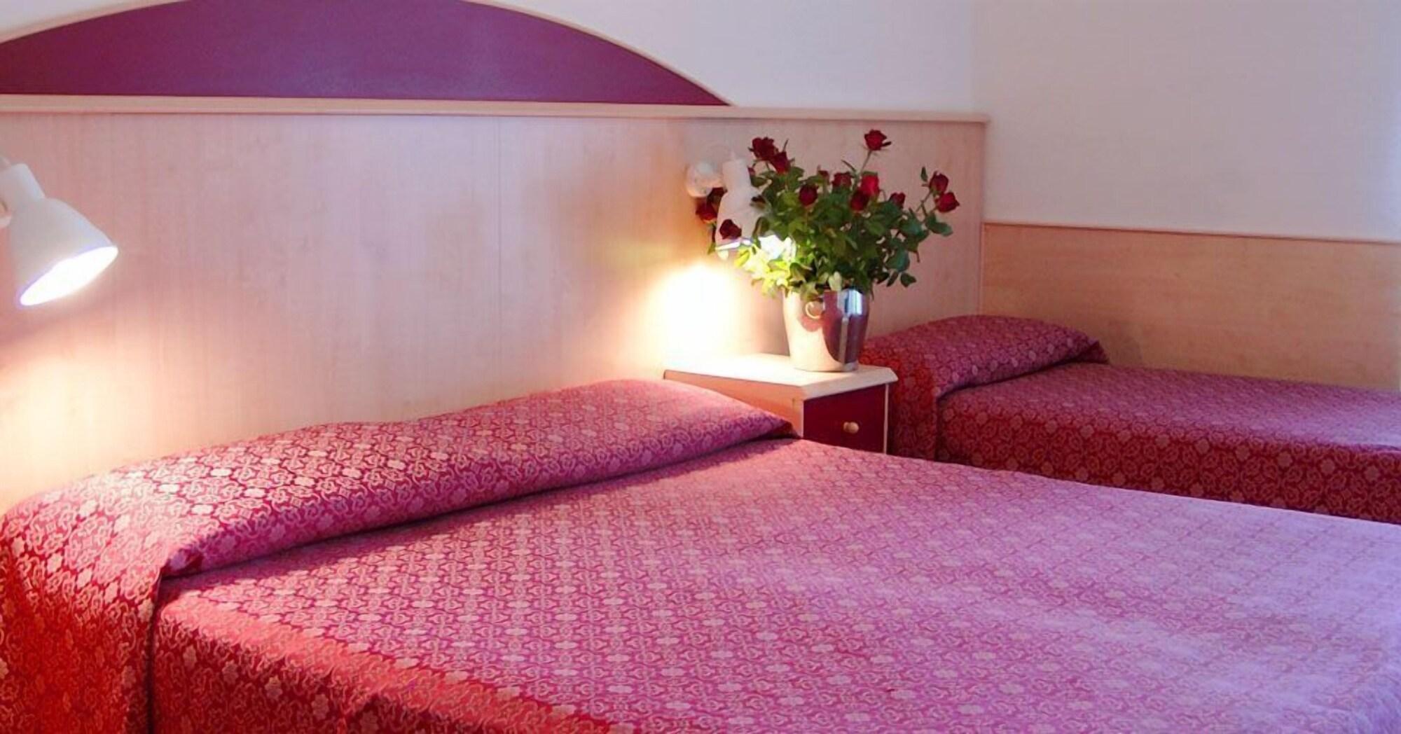 Hotel Regina Lignano Sabbiadoro Ngoại thất bức ảnh