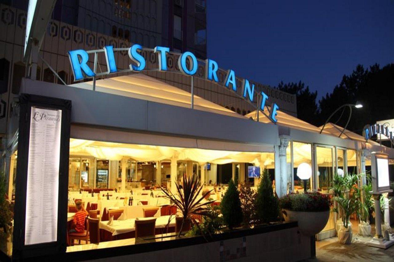 Hotel Regina Lignano Sabbiadoro Ngoại thất bức ảnh