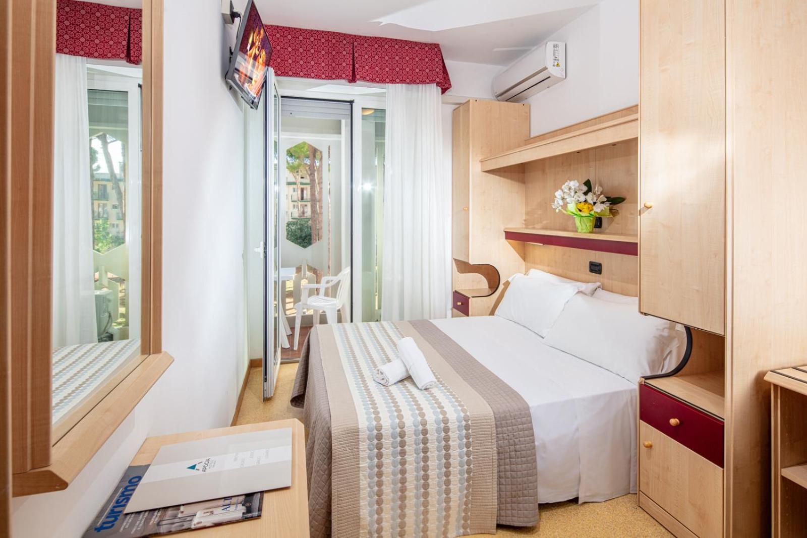 Hotel Regina Lignano Sabbiadoro Phòng bức ảnh