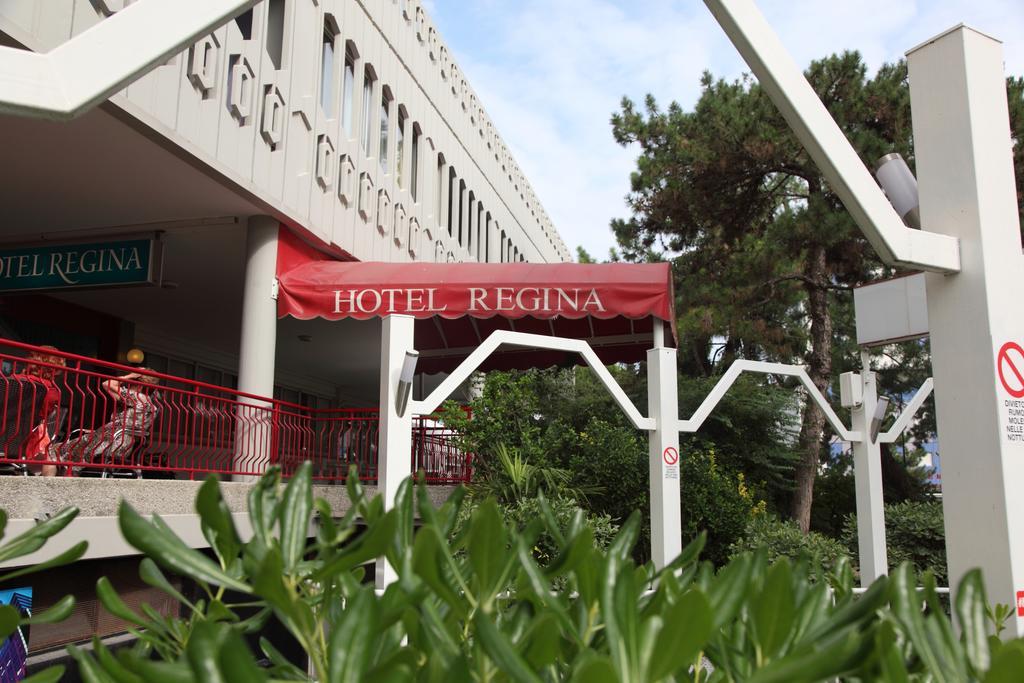 Hotel Regina Lignano Sabbiadoro Ngoại thất bức ảnh